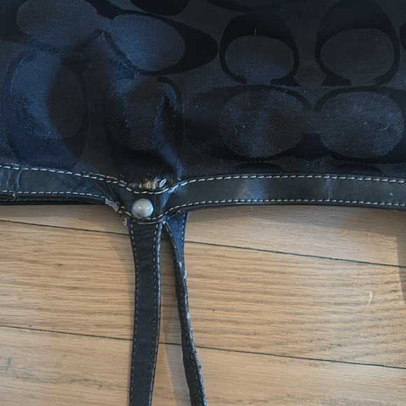 Loved Coach Tote Monogram Signature Stripe Big Shoulder Bag: Black Silver - Picture 12 of 16